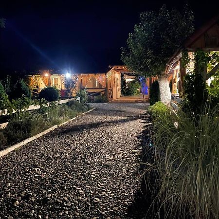 Villa Lukash Yanoshi Exteriér fotografie