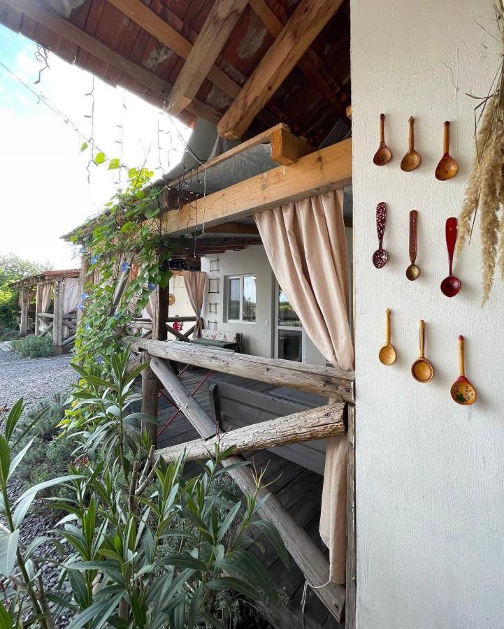 Villa Lukash Yanoshi Exteriér fotografie