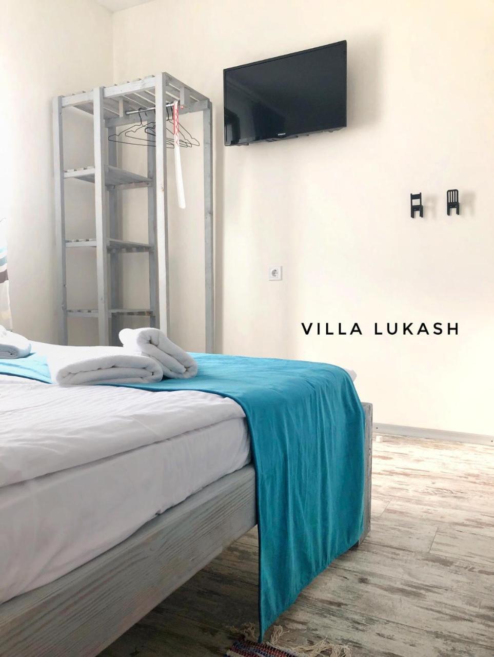Villa Lukash Yanoshi Exteriér fotografie